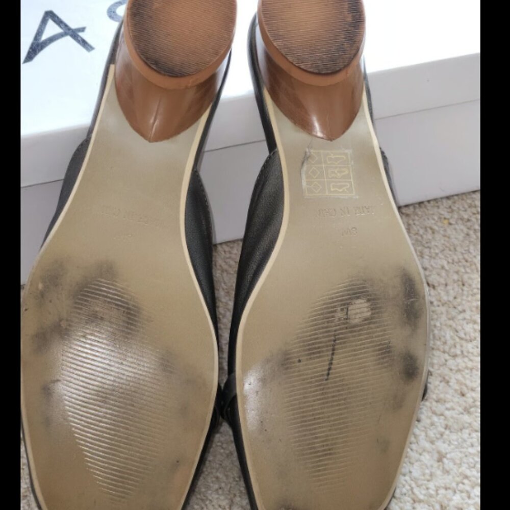 Silver Vintage Ashro Pleated Slip On Flats Size 8W - Picture 4 of 4